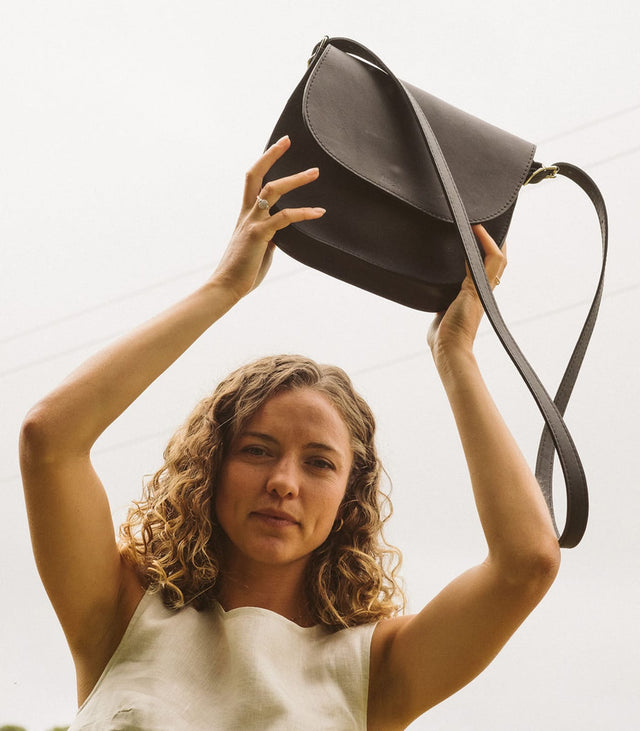 The Leya Sling