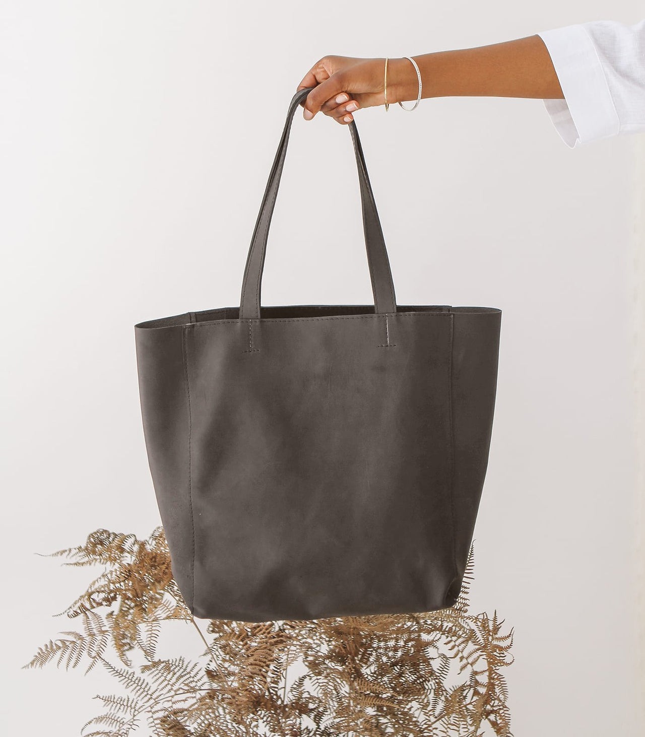 The Dalia Tote - simple, timeless design at its best – Titch Clothing ...